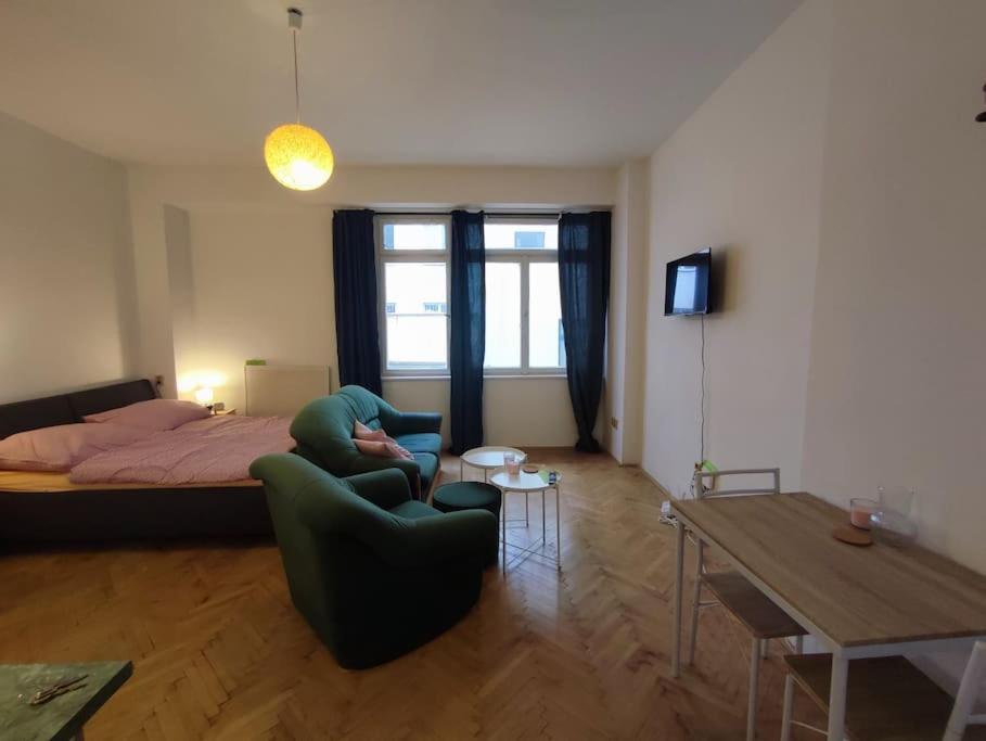 Cosy Warm Apartment In The Heart Of Prague. Zewnętrze zdjęcie